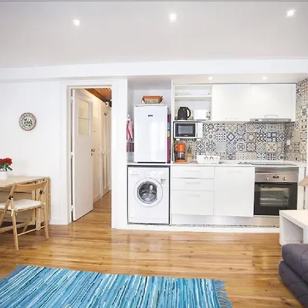 Apartment Bairro Alto - 2nd Floor Lisbon